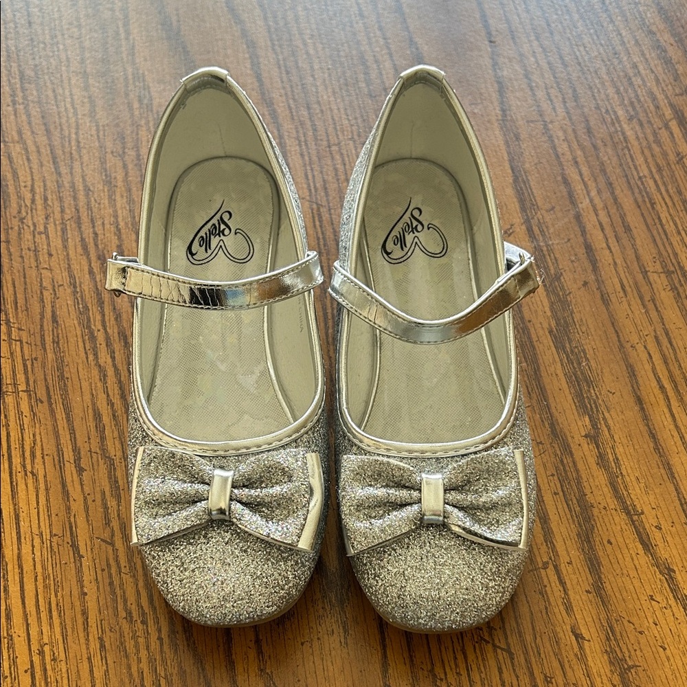 Soda Glittery Silver Dress Shoes with Bow